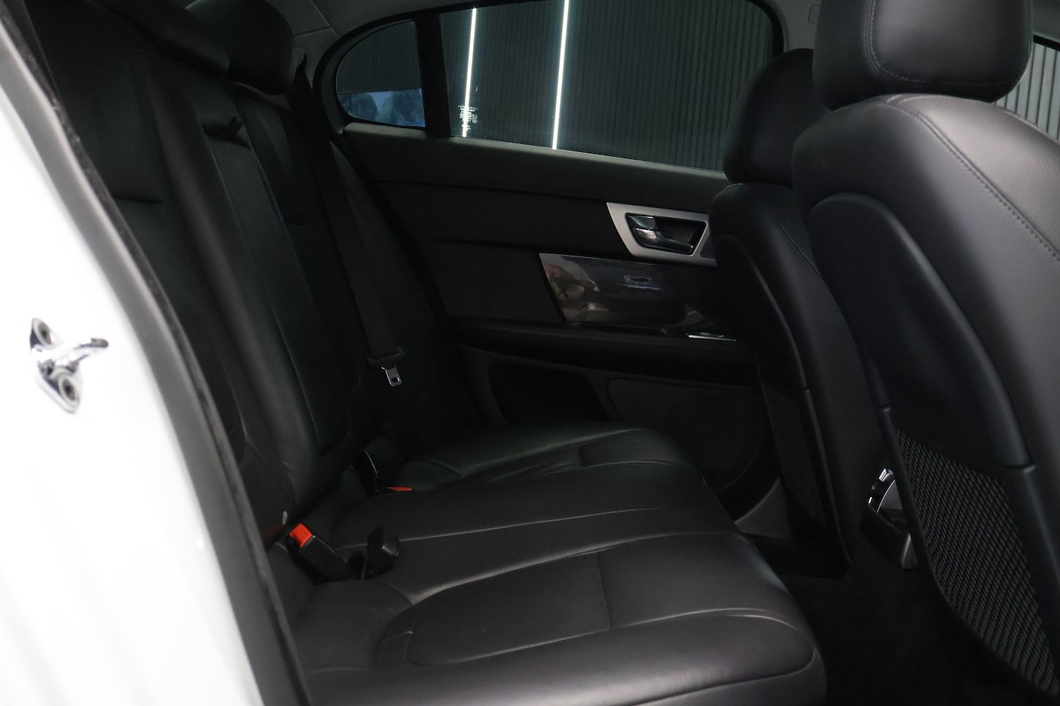 Used Jaguar XF 2015 for sale - 77851357: Photo 44