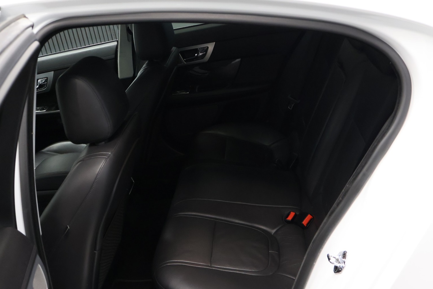 Used Jaguar XF 2015 for sale - 77851357: Photo 45