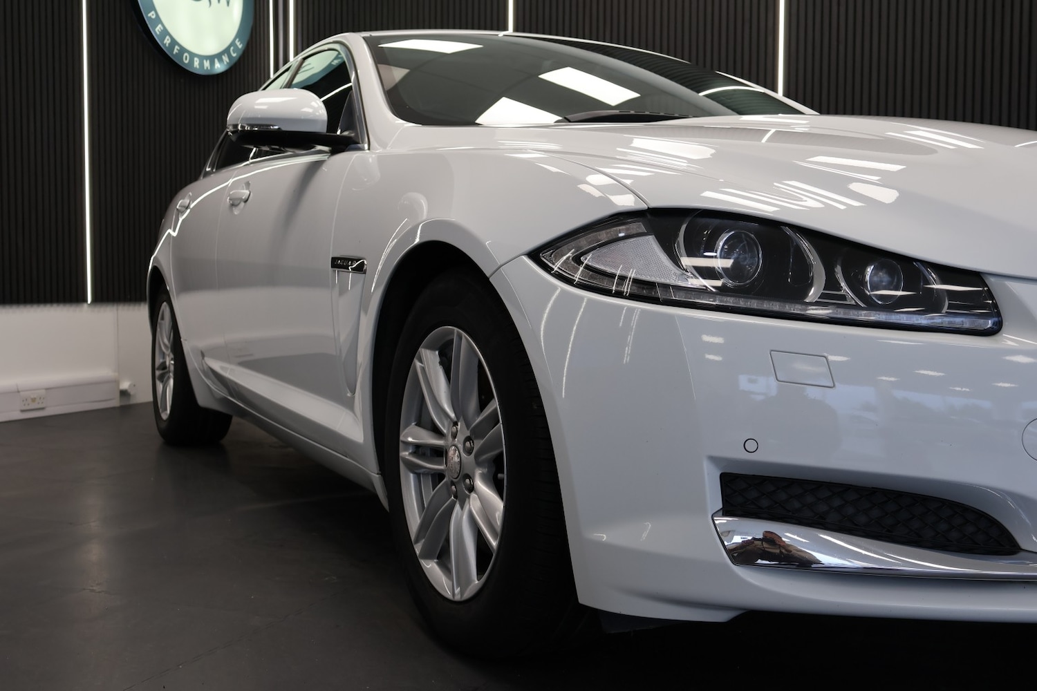 Used Jaguar XF 2015 for sale - 77851357: Photo 58