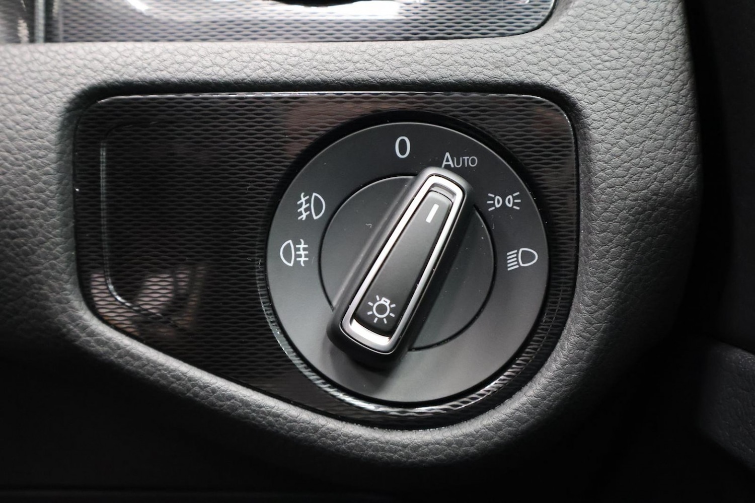 Used Volkswagen Golf 2015 for sale - 77629109: Photo 35