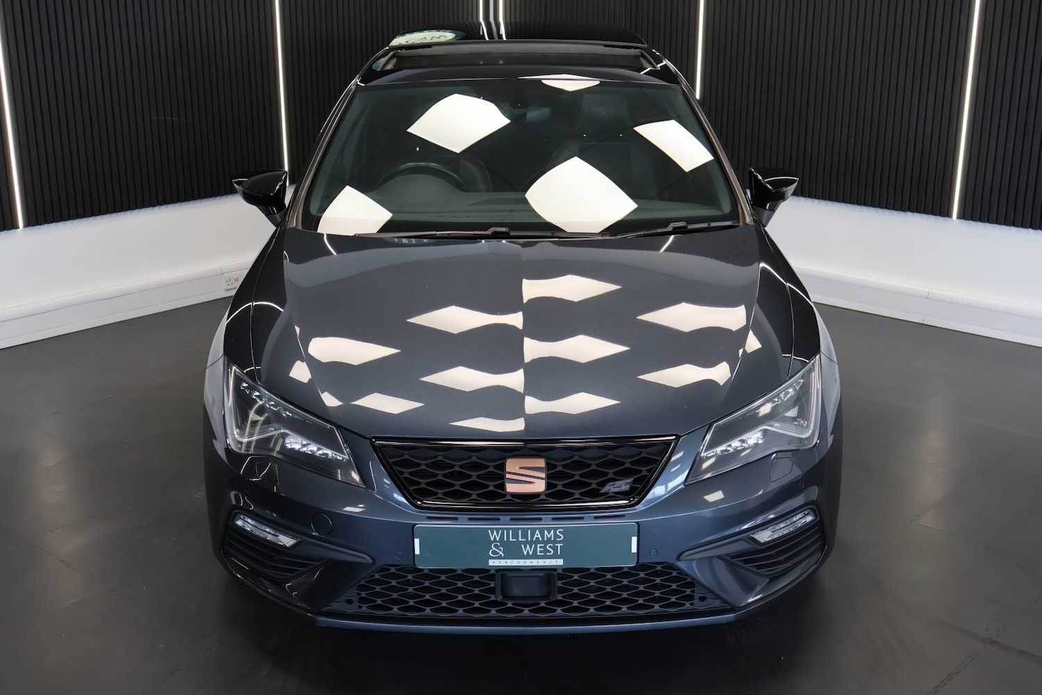 Used SEAT Leon 2019 for sale - 77595473: Photo 2