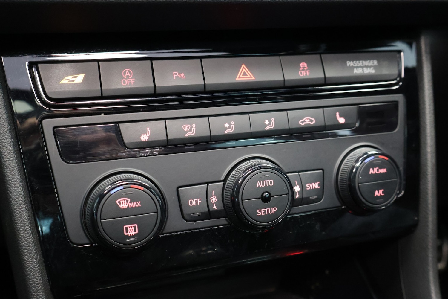 Used SEAT Leon 2019 for sale - 77595473: Photo 29