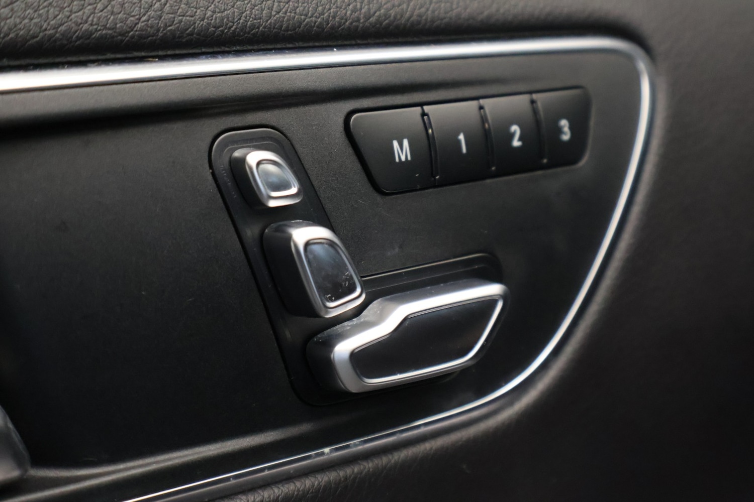 Used Mercedes-Benz GLA 2017 for sale - 77595489: Photo 20