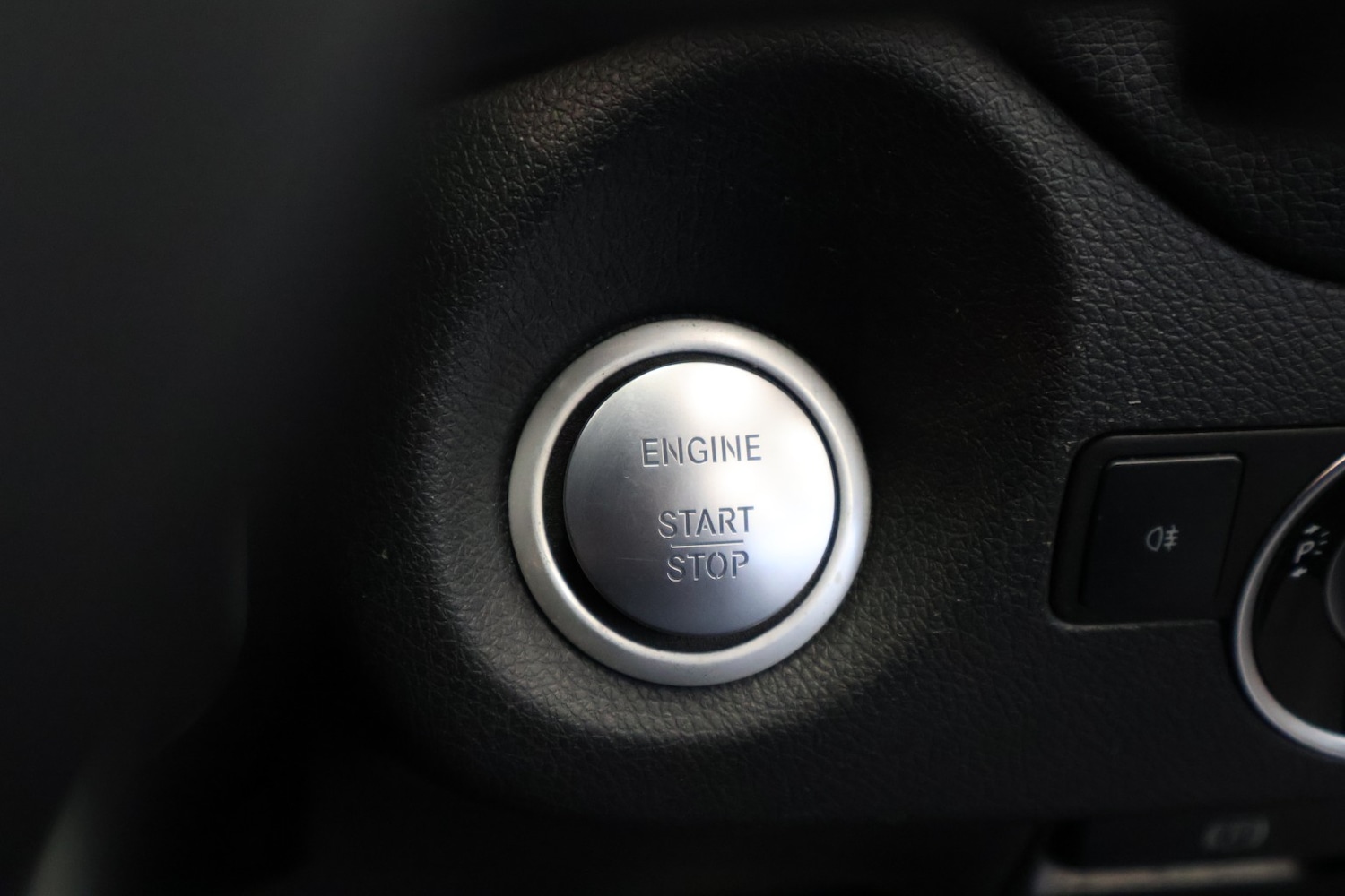 Used Mercedes-Benz GLA 2017 for sale - 77595489: Photo 39