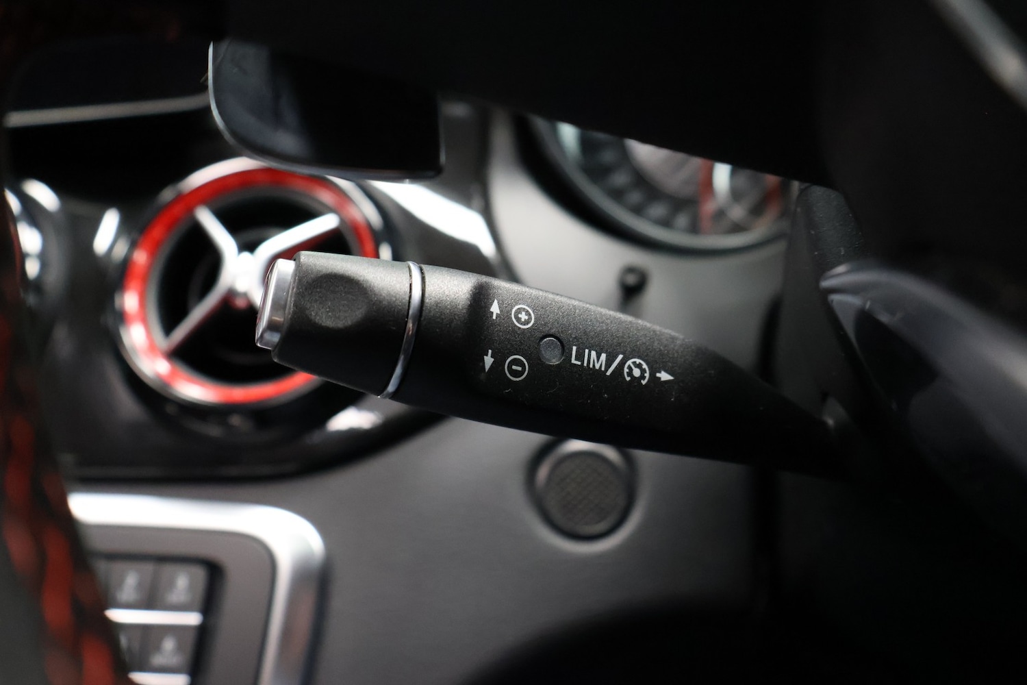 Used Mercedes-Benz GLA 2017 for sale - 77595489: Photo 40