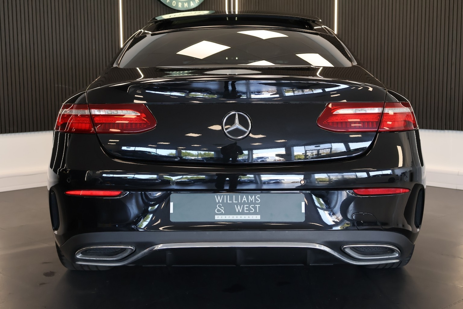 Used Mercedes-Benz E Class 2018 for sale - 77610040: Photo 10