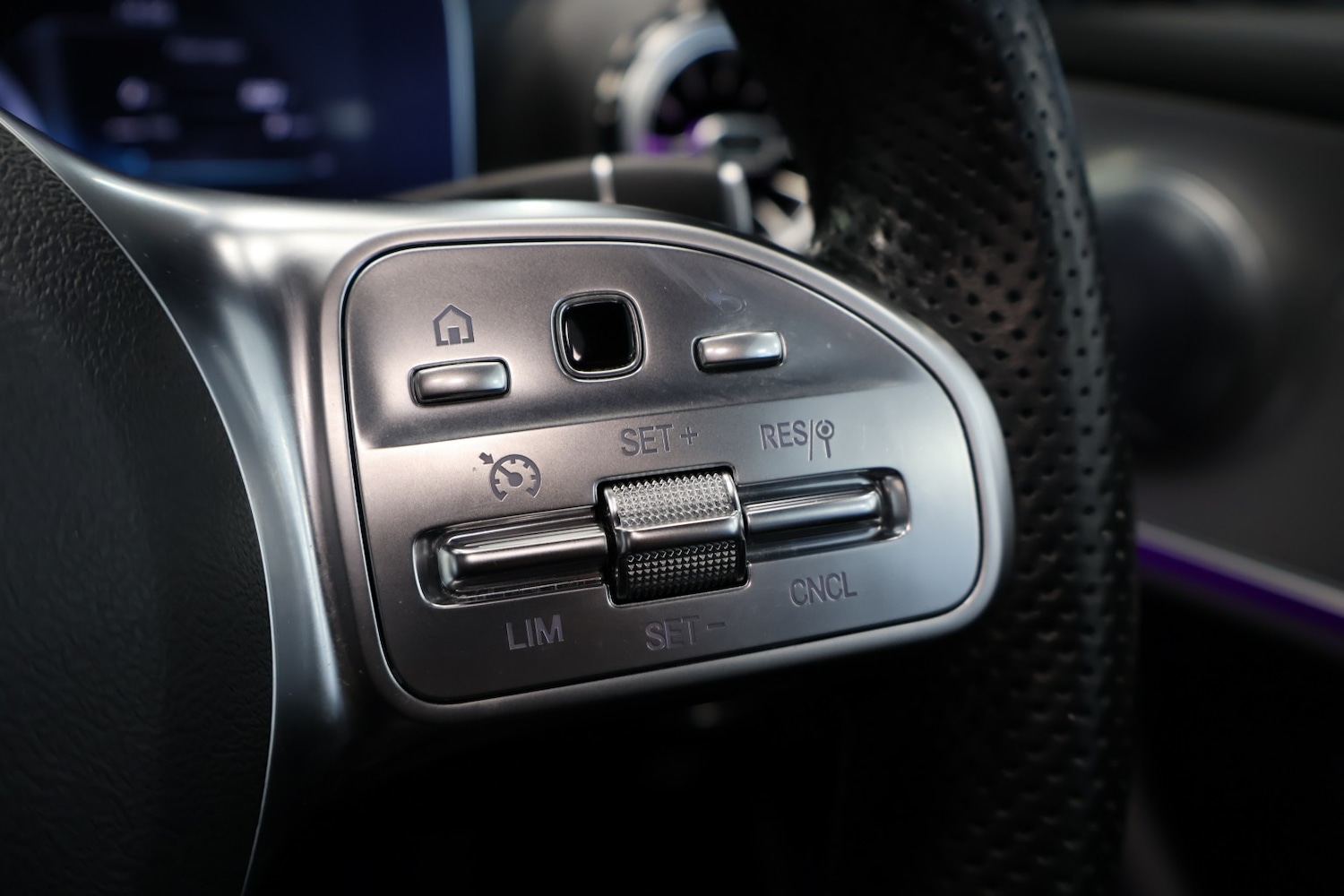 Used Mercedes-Benz E Class 2018 for sale - 77610040: Photo 27