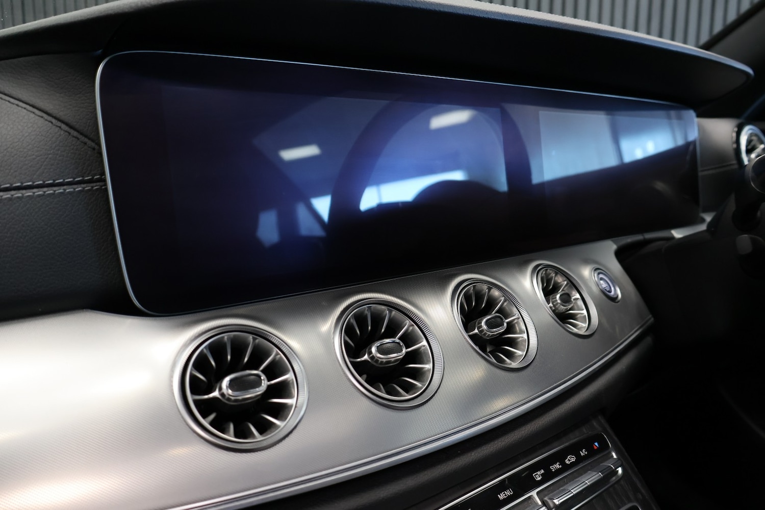 Used Mercedes-Benz E Class 2018 for sale - 77610040: Photo 28