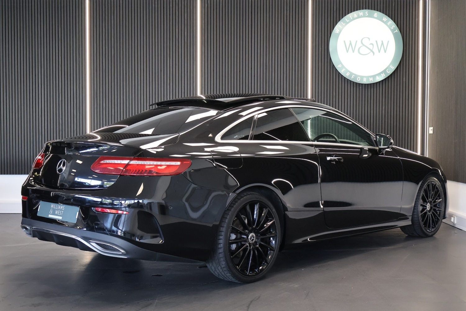 Used Mercedes-Benz E Class 2018 for sale - 77610040: Photo 9