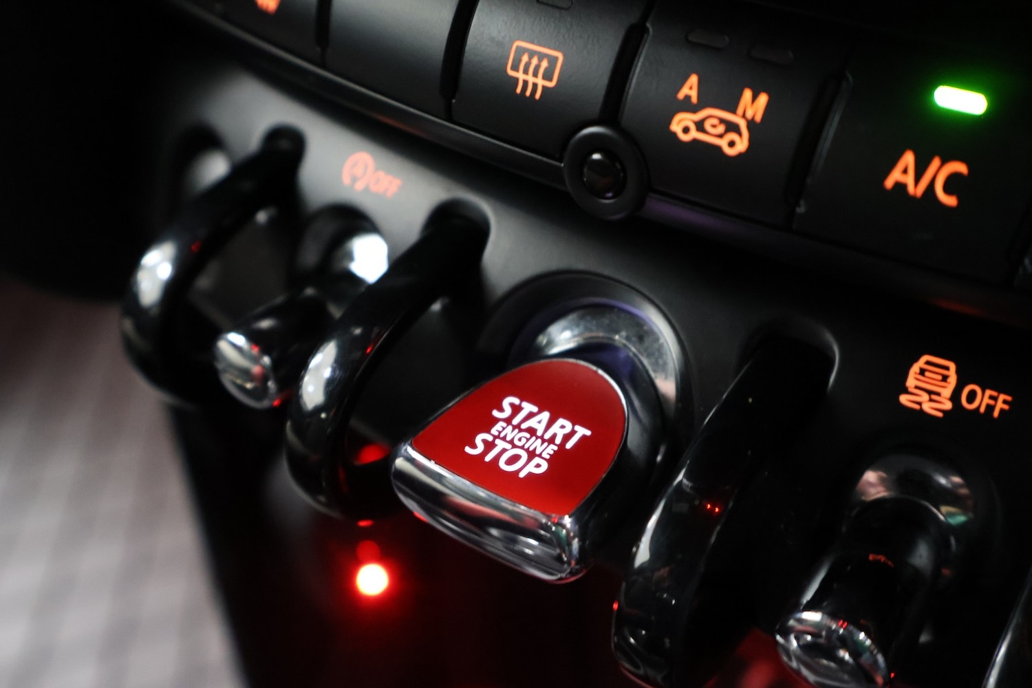 Used MINI Hatch 2016 for sale - 78025738: Photo 32