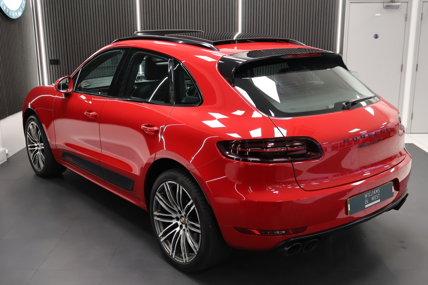 Used Porsche Macan 2016 for sale - 78025778: Photo 12