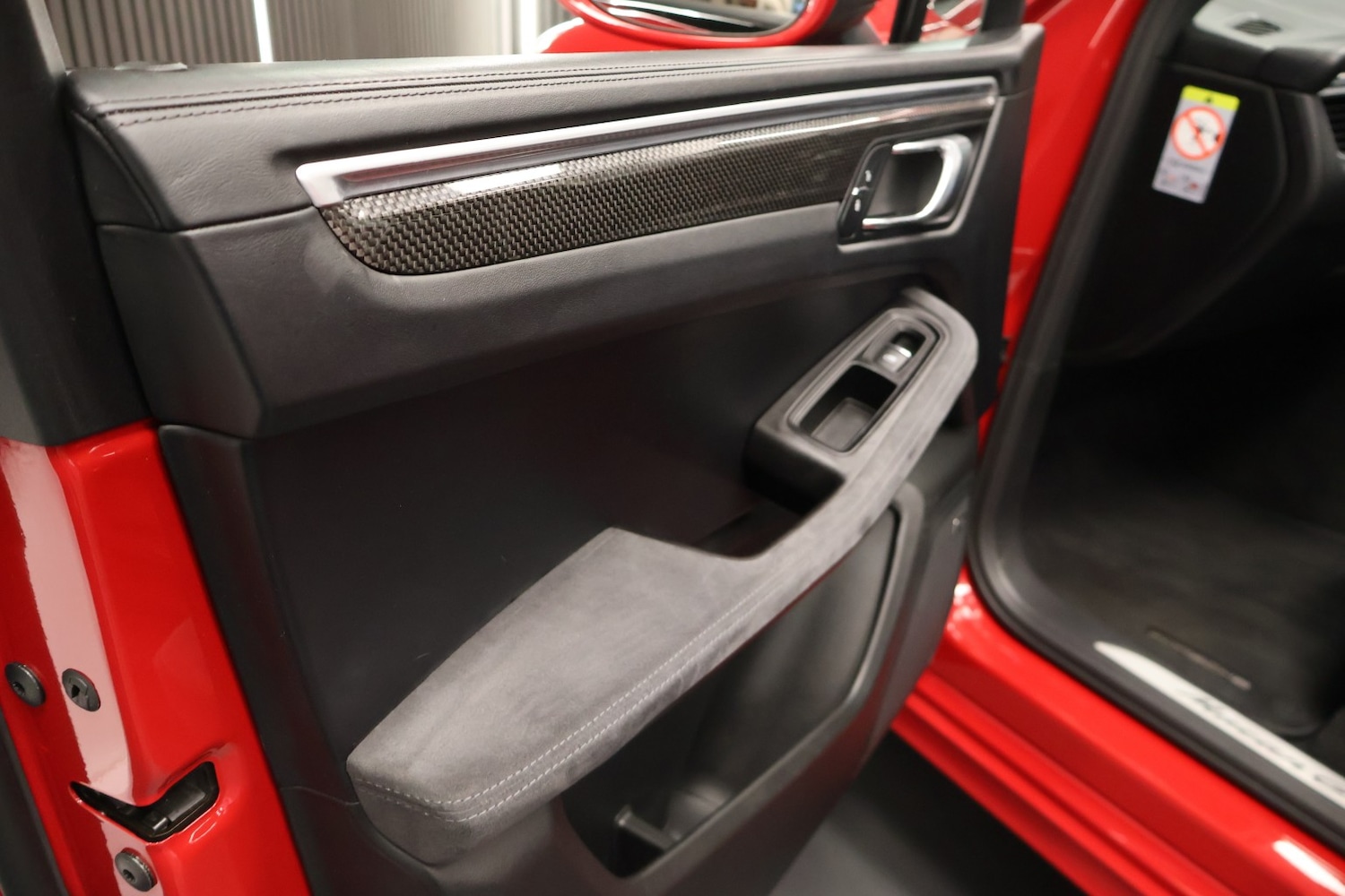 Used Porsche Macan 2016 for sale - 78025778: Photo 48