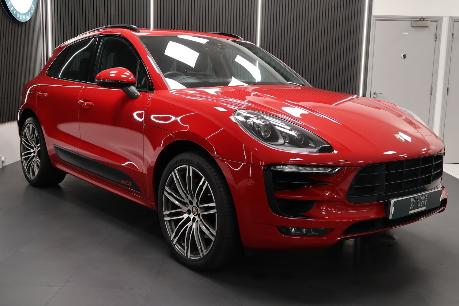 Used Porsche Macan 2016 for sale - 78025778: Photo 5