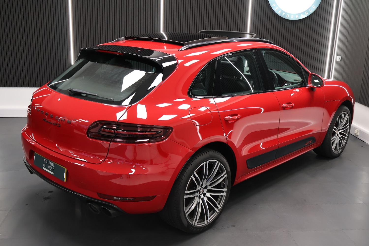 Used Porsche Macan 2016 for sale - 78025778: Photo 8