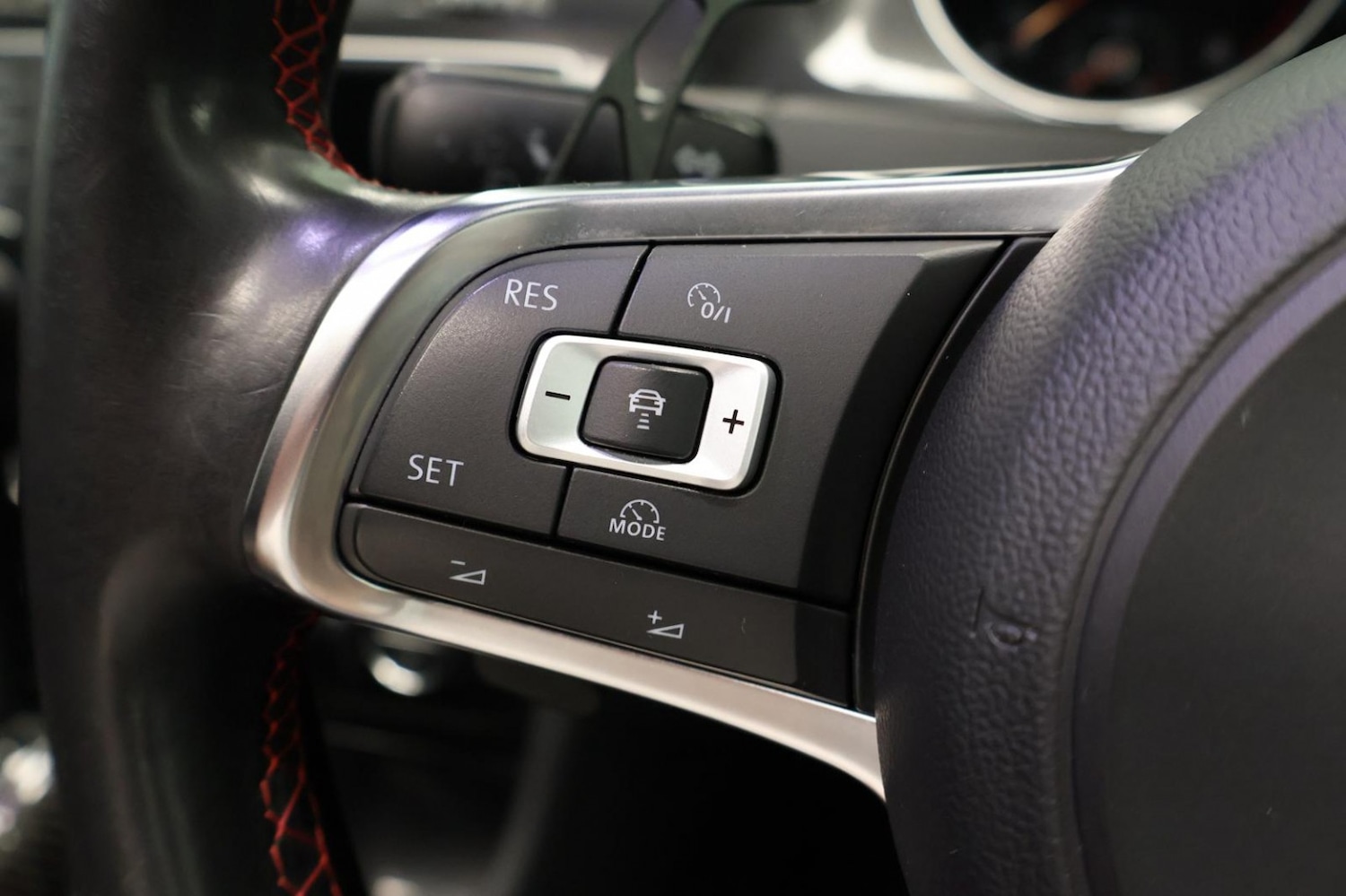 Used Volkswagen Golf 2015 for sale - 77781781: Photo 32