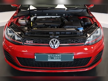 Used Volkswagen Golf 2015 for sale - 78476870: Photo