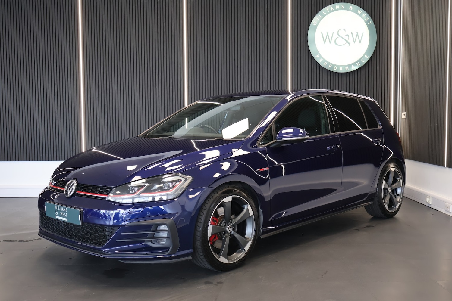 Used Volkswagen Golf 2018 for sale - 78045529: Photo 2