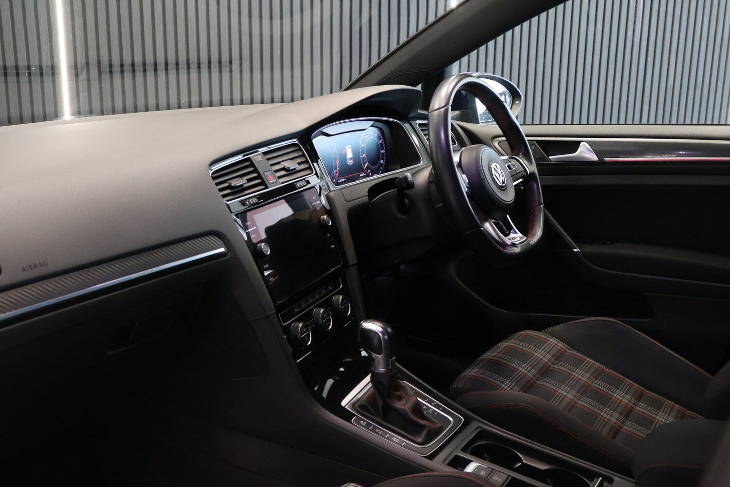 Used Volkswagen Golf 2018 for sale - 78045529: Photo 23