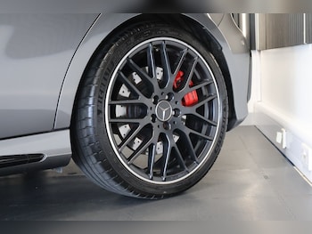 Used Mercedes-Benz A-Class 2015 for sale - 79399270: Photo
