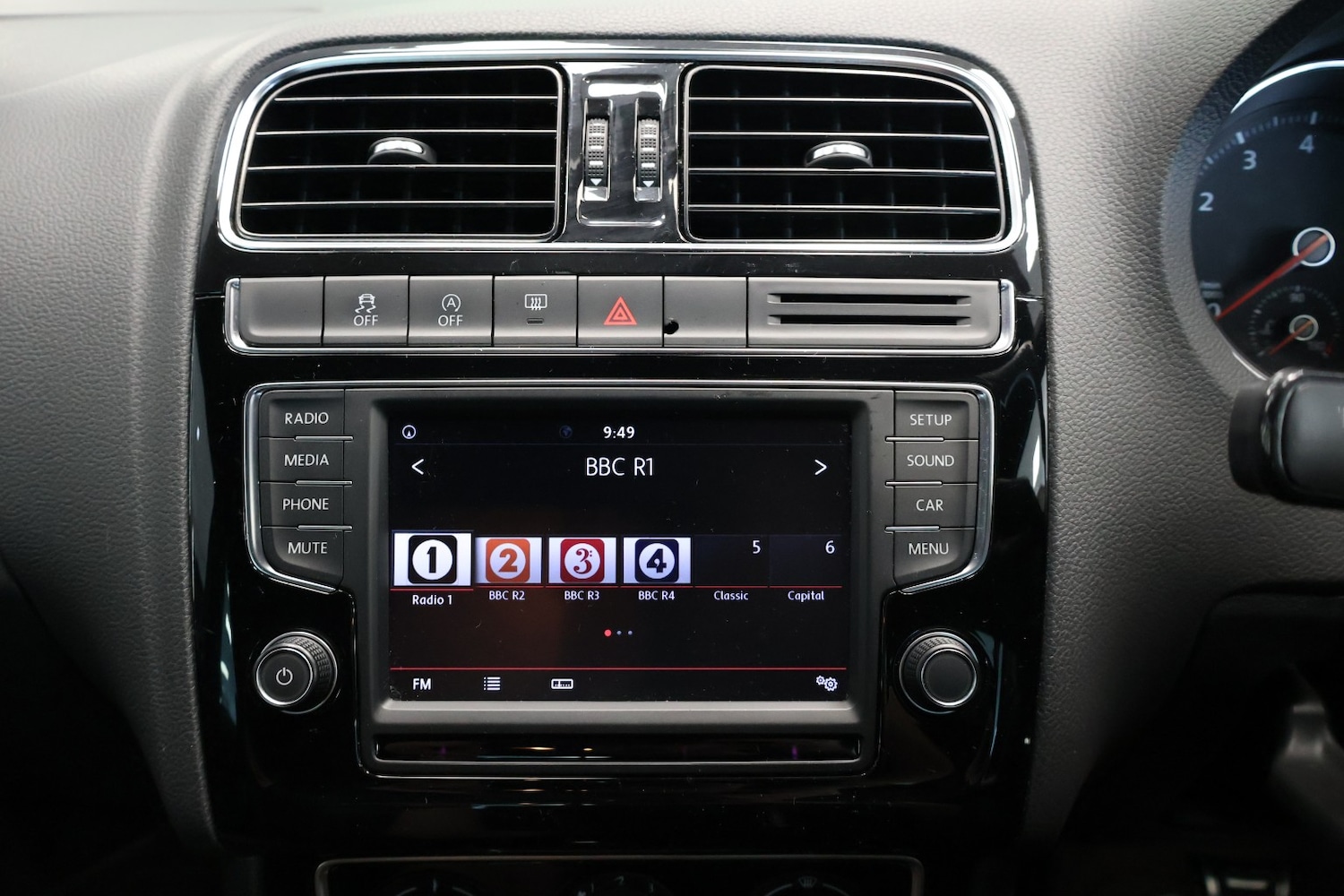 Used Volkswagen Polo 2016 for sale - 77656256: Photo 24