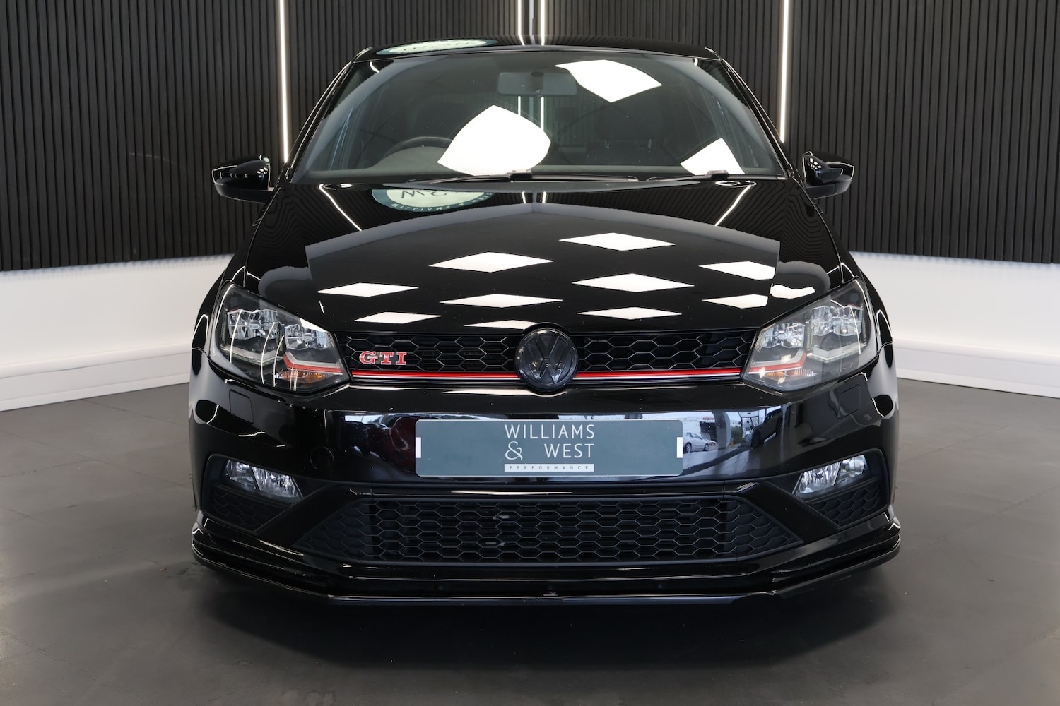 Used Volkswagen Polo 2016 for sale - 77656256: Photo 3