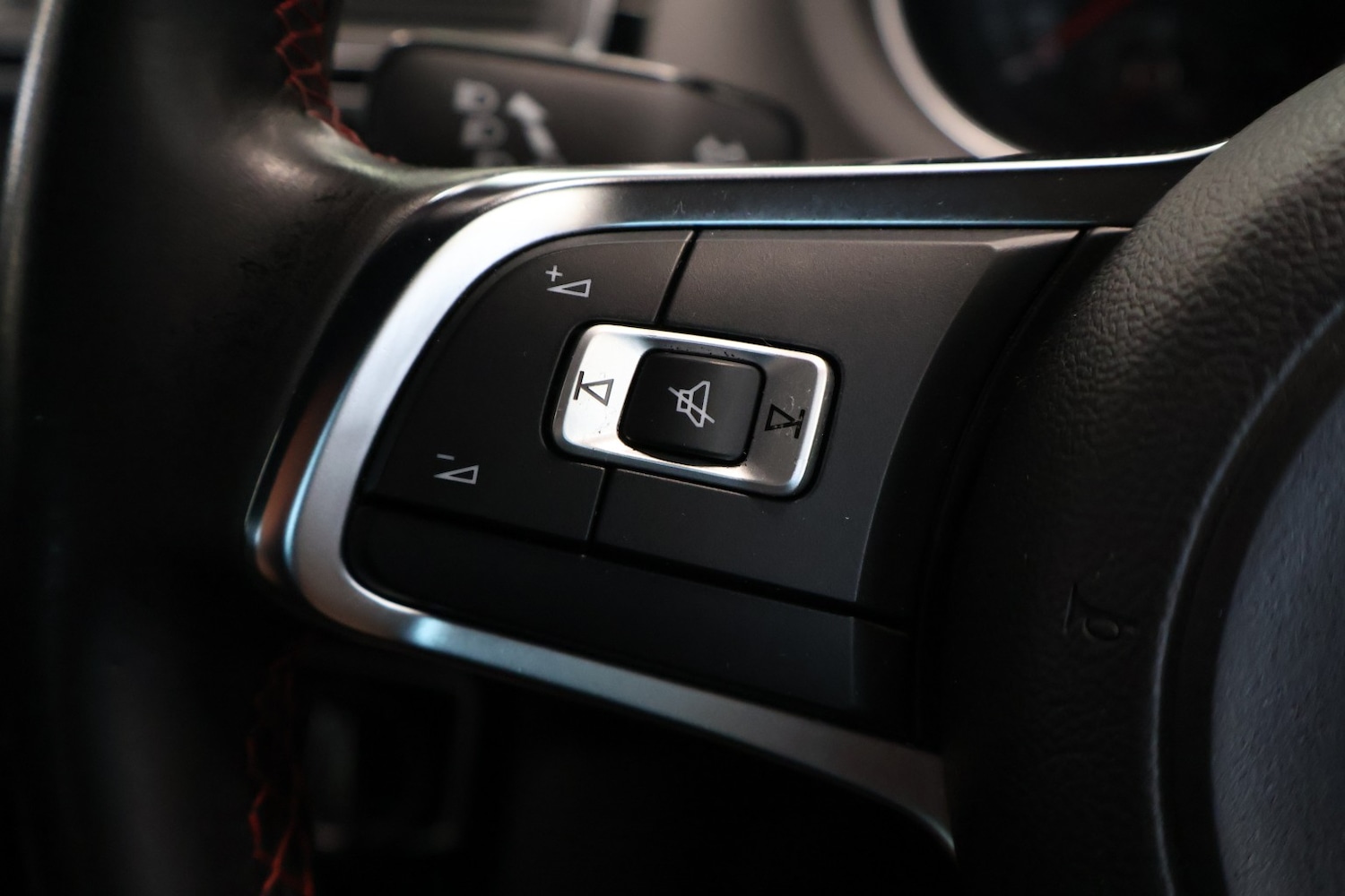 Used Volkswagen Polo 2016 for sale - 77656256: Photo 32