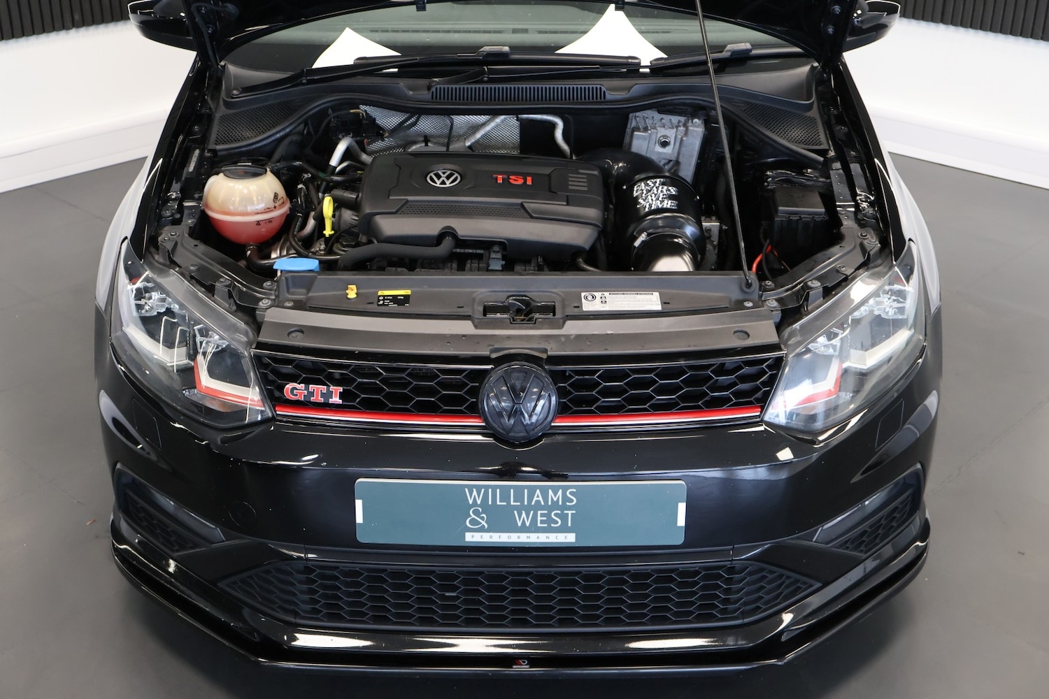 Used Volkswagen Polo 2016 for sale - 77656256: Photo 4