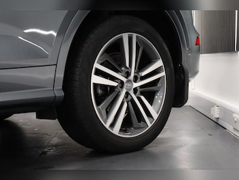 Used Audi Q5 2018 for sale - 77595425: Photo