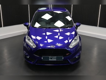 Used Ford Fiesta 2015 for sale - 78961667: Photo