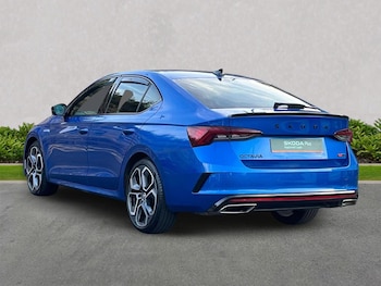 Used Skoda Octavia 2023 for sale - 76212084: Photo 3