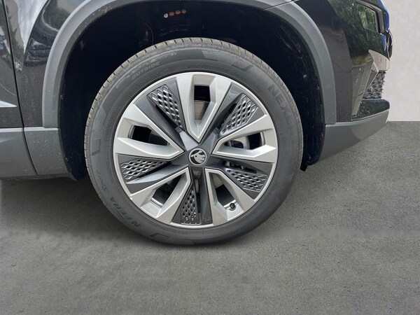 Used Skoda Karoq 2025 for sale - 75436408: Photo 8