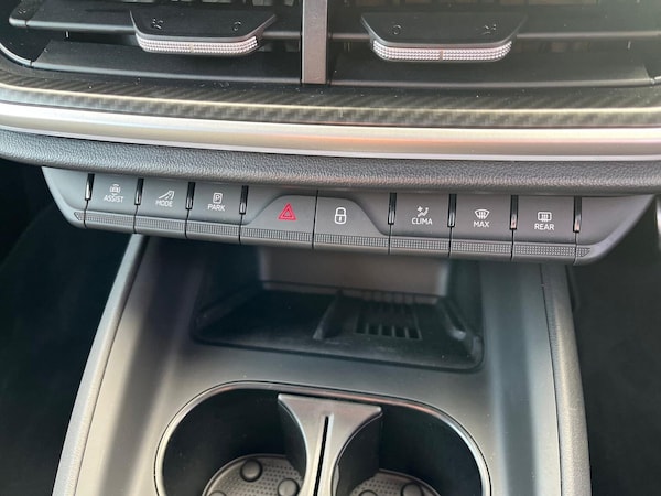 Used Skoda Enyaq 2025 for sale - 76225015: Photo 12