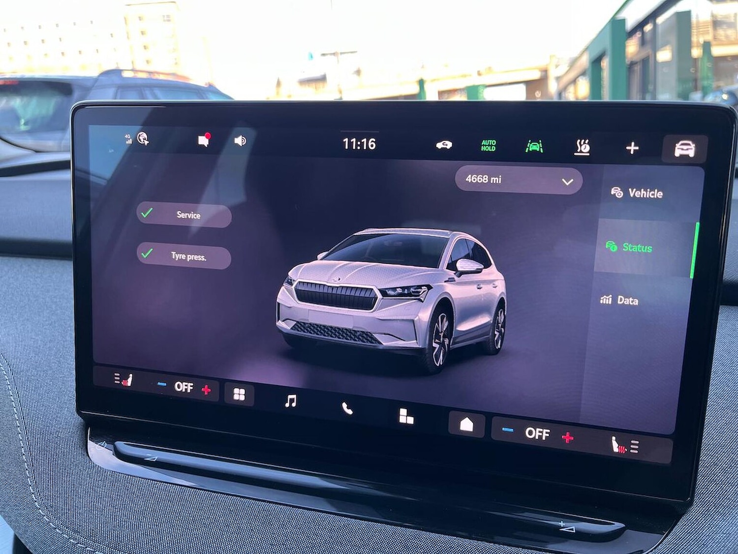 Used Skoda Enyaq 2024 for sale - 76932267: Photo 10