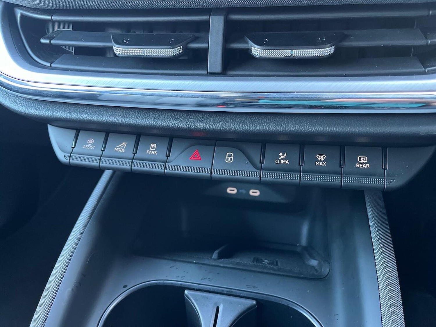 Used Skoda Enyaq 2024 for sale - 76932267: Photo 12