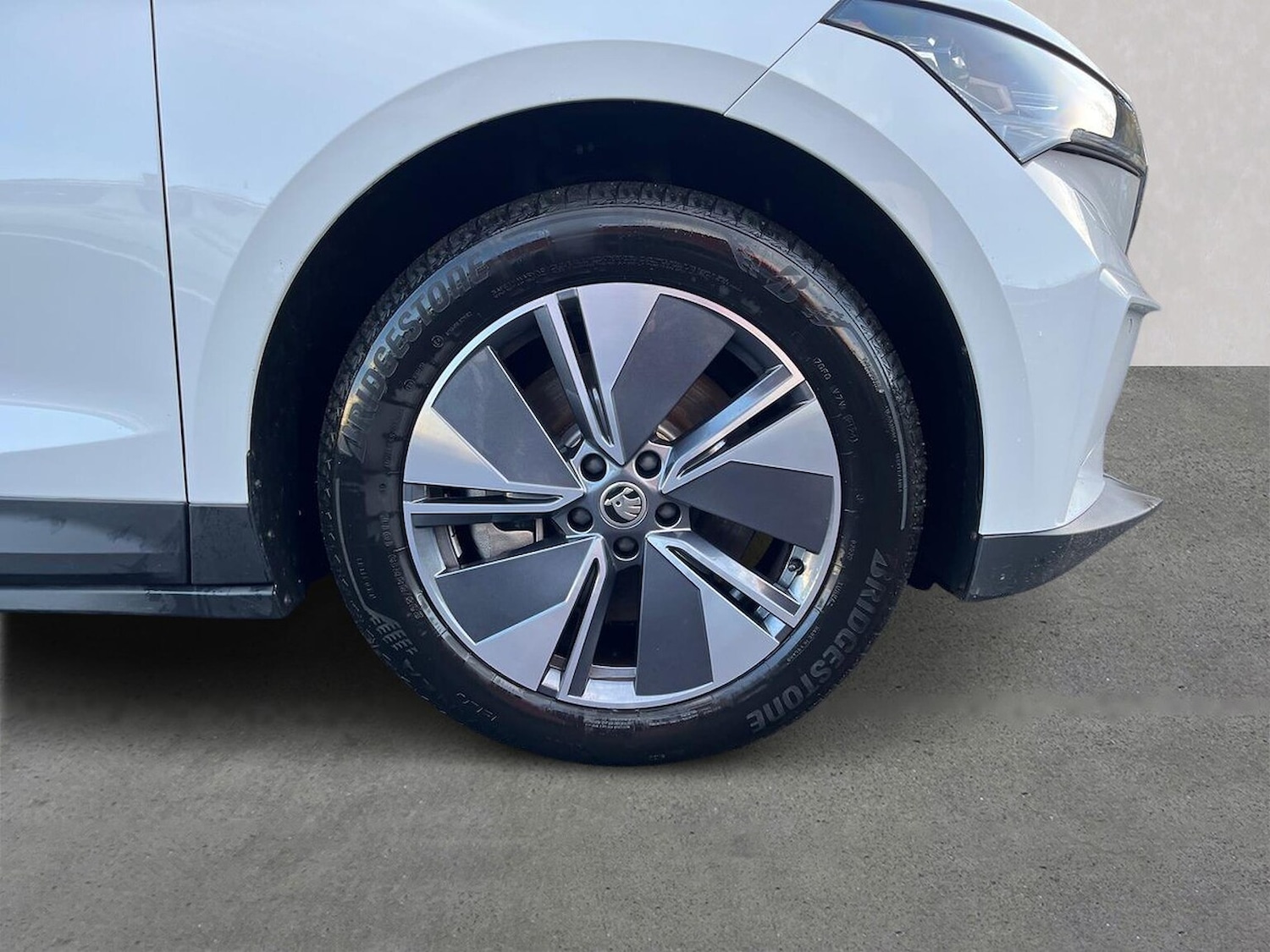 Used Skoda Enyaq 2024 for sale - 76932267: Photo 6