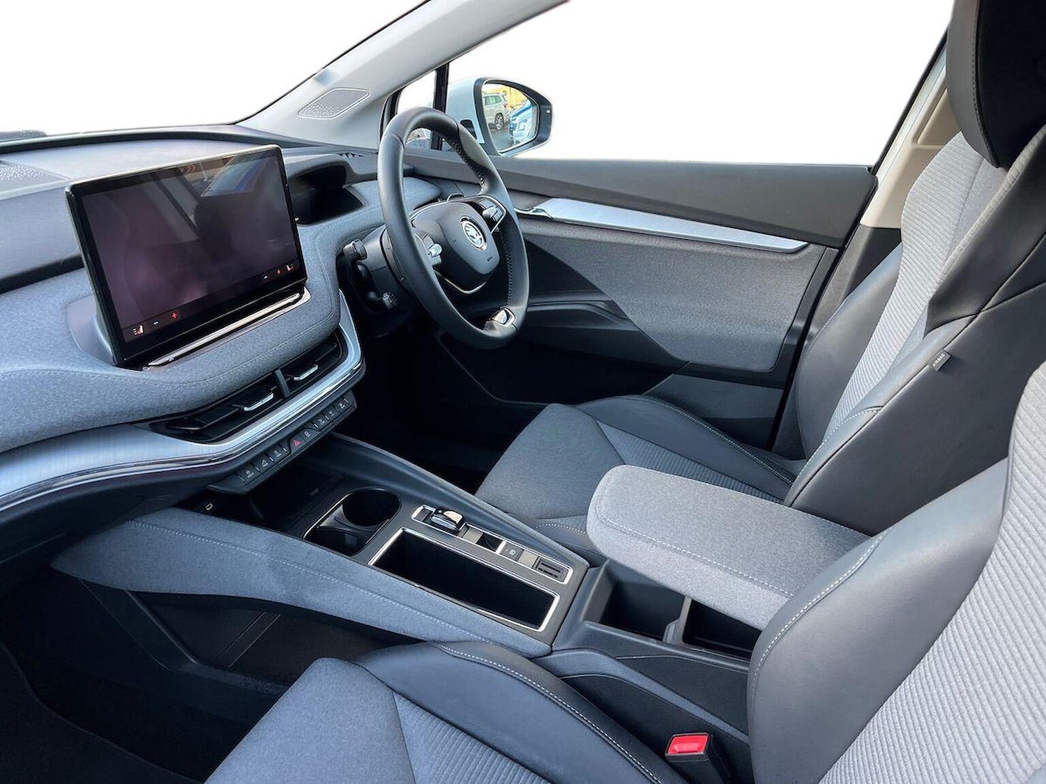 Used Skoda Enyaq 2024 for sale - 76932267: Photo 7