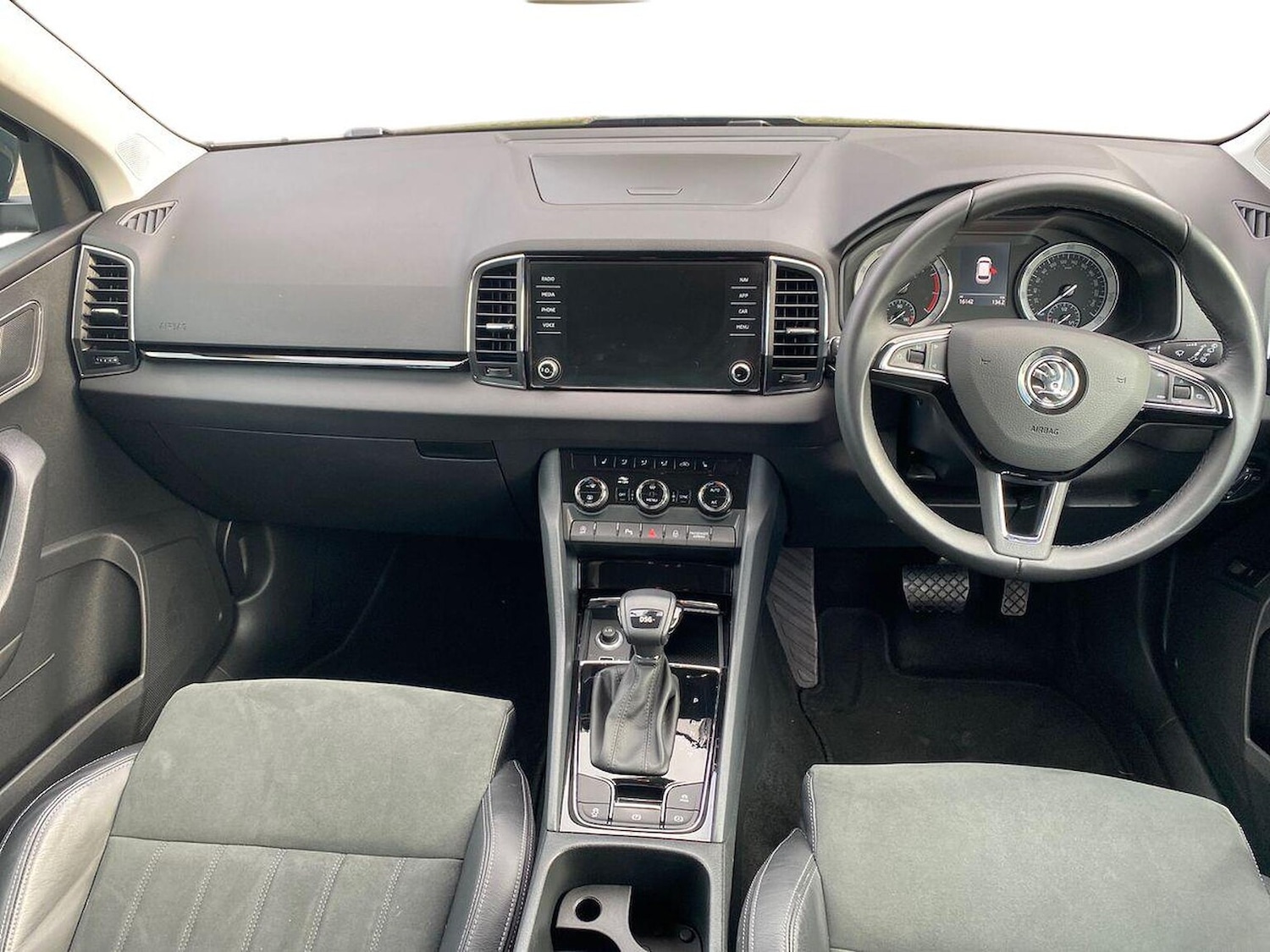 Used Skoda Karoq 2018 for sale - 76437274: Photo 9