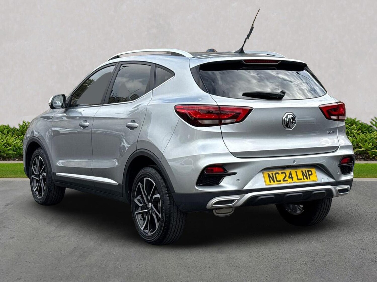 Used MG MG ZS 2024 for sale - 76149697: Photo 2