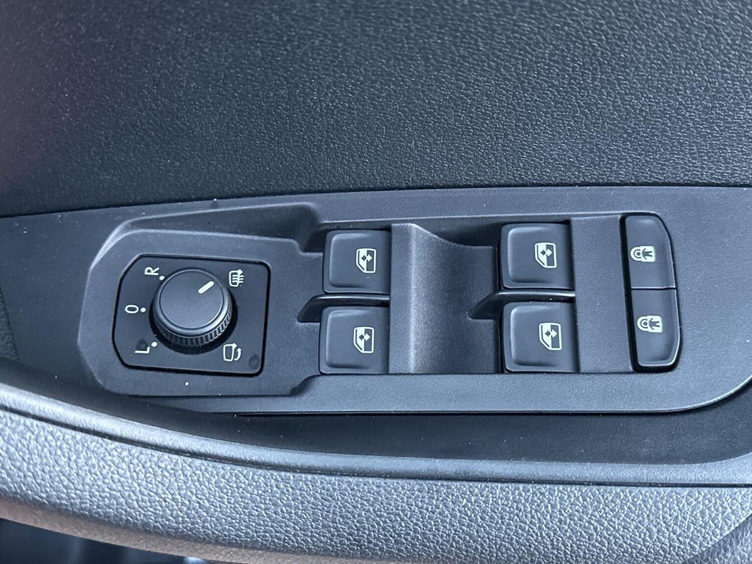 Used Skoda Karoq 2025 for sale - 76785258: Photo 21