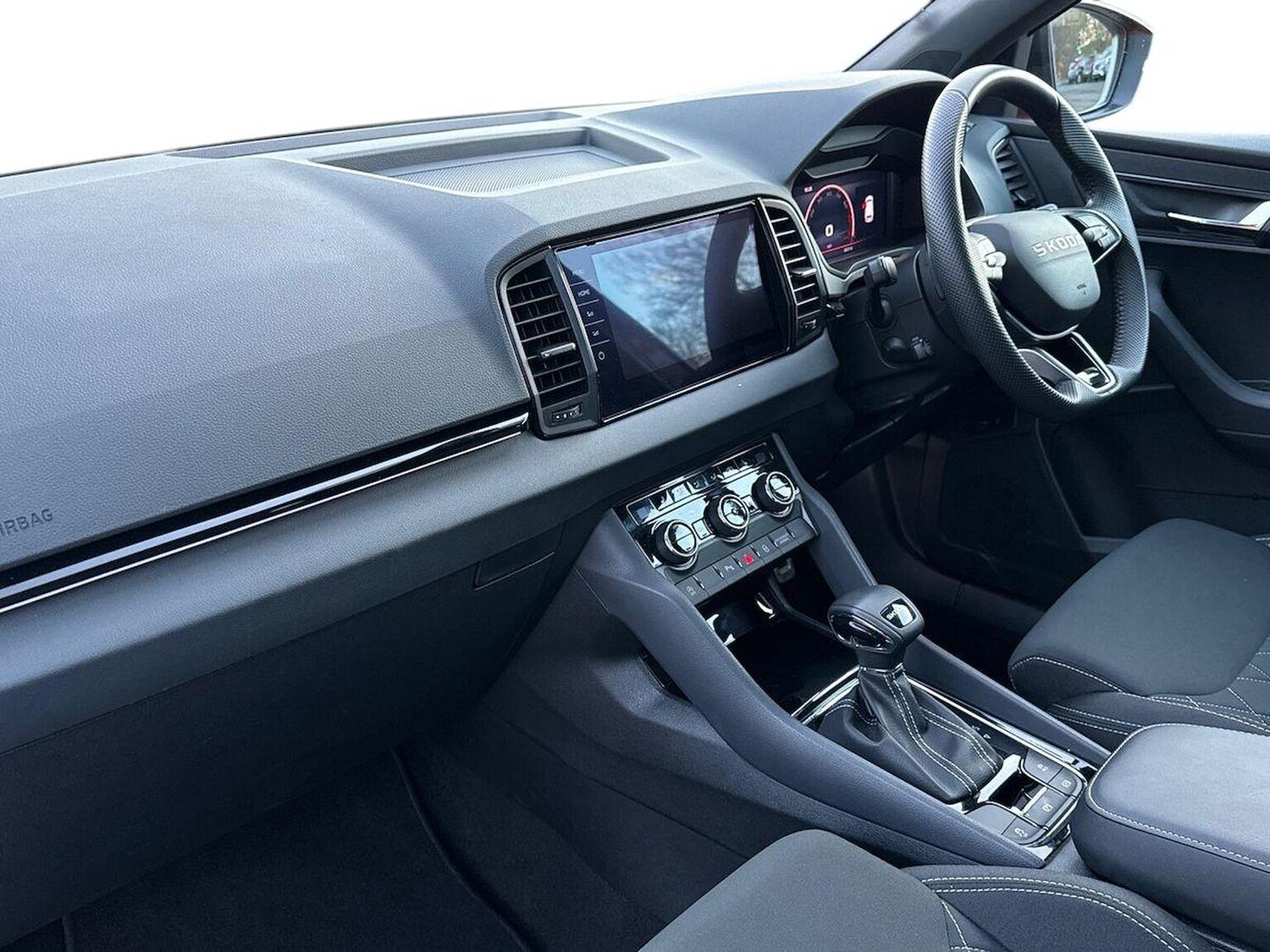 Used Skoda Karoq 2025 for sale - 76785258: Photo 7