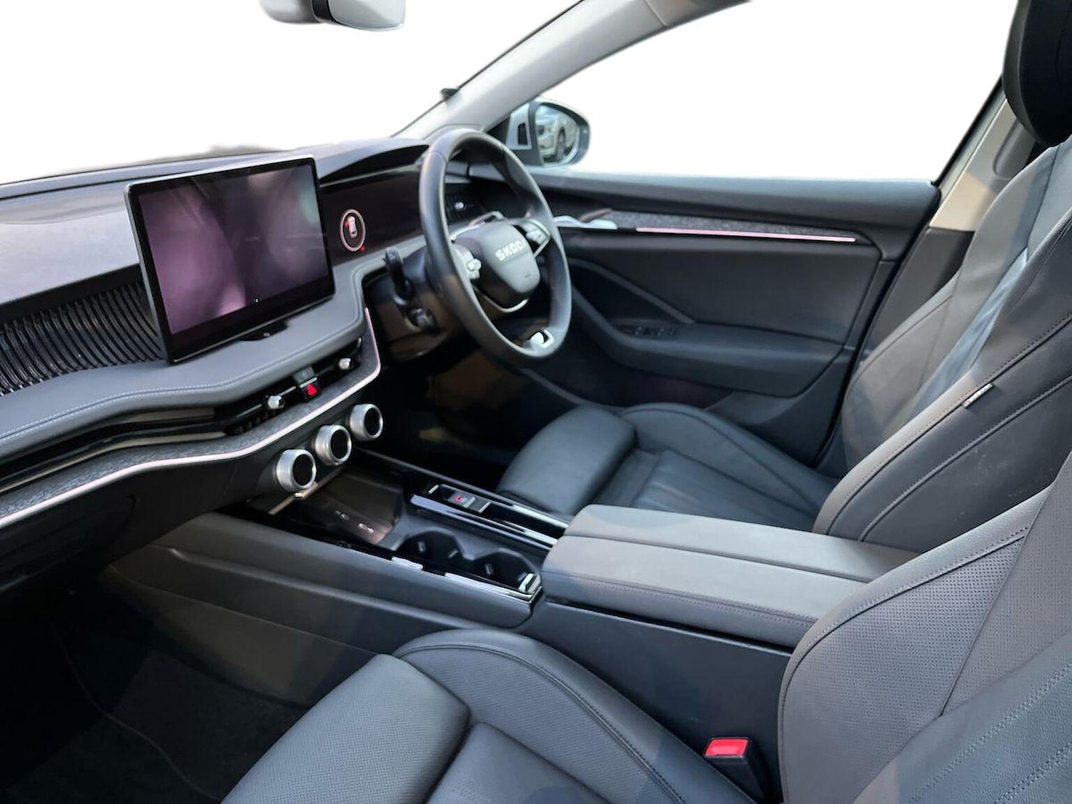 Used Skoda Superb 2025 for sale - 76748448: Photo 7