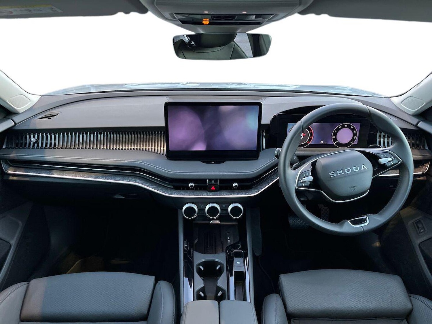 Used Skoda Superb 2025 for sale - 76748448: Photo 8