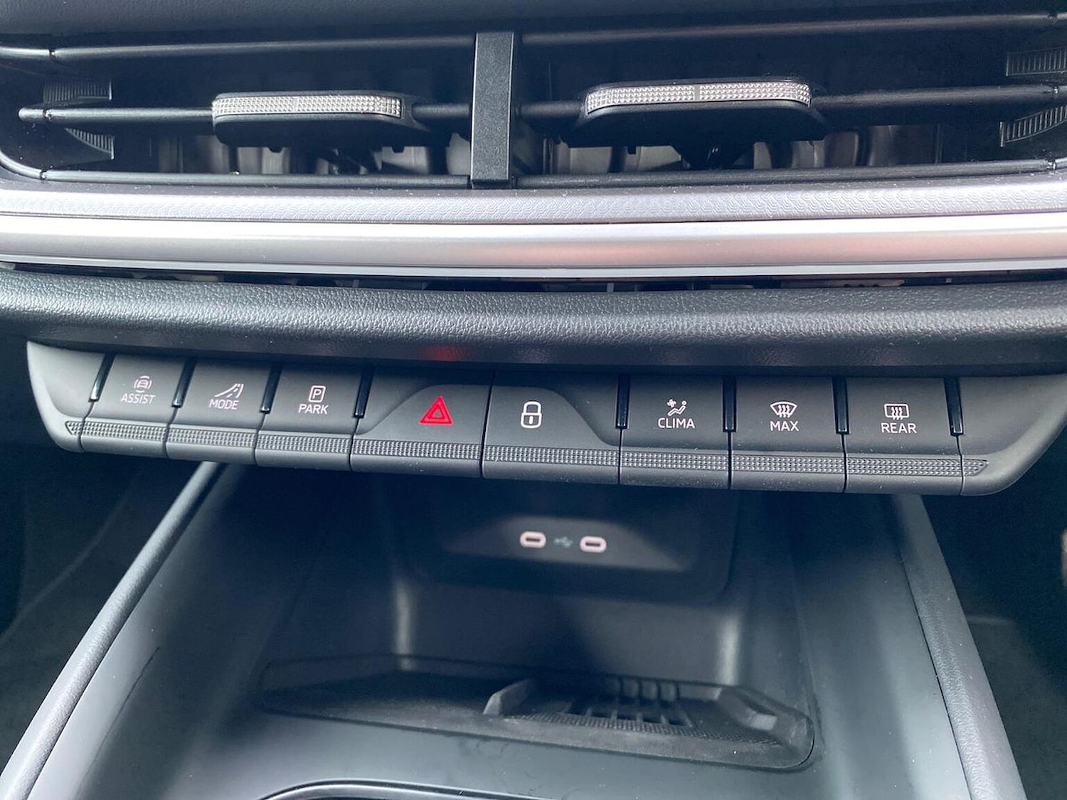 Used Skoda Enyaq 2025 for sale - 78131848: Photo 12