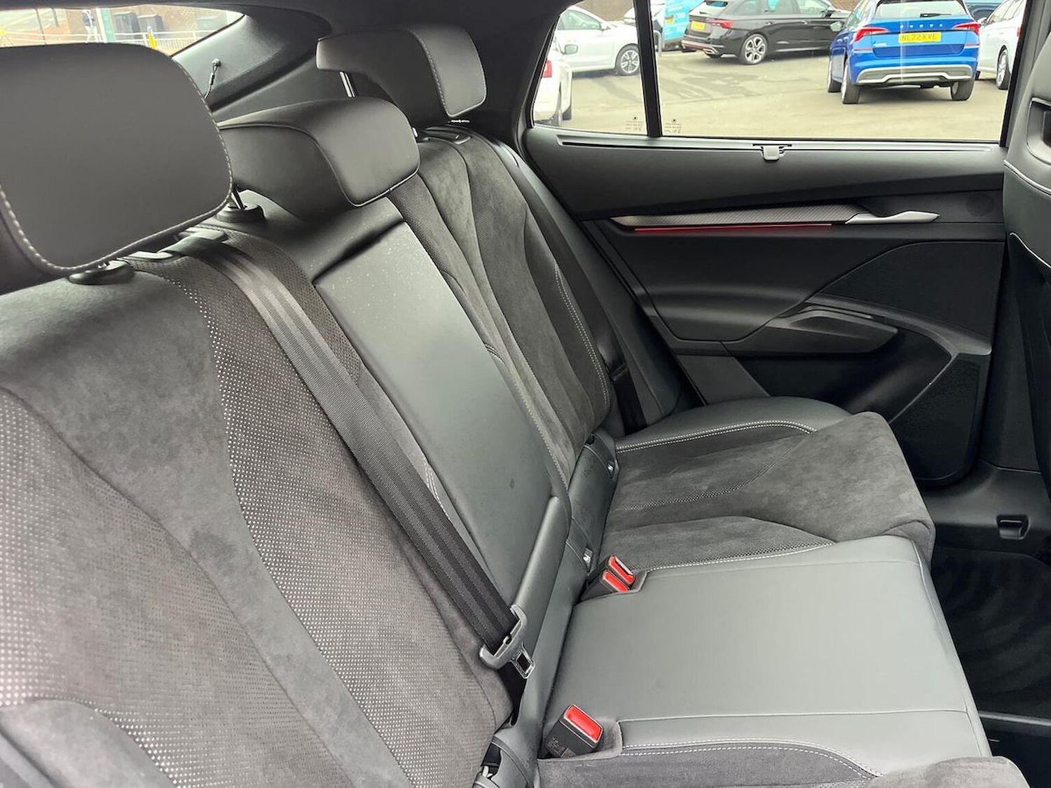 Used Skoda Enyaq 2025 for sale - 76288588: Photo 16