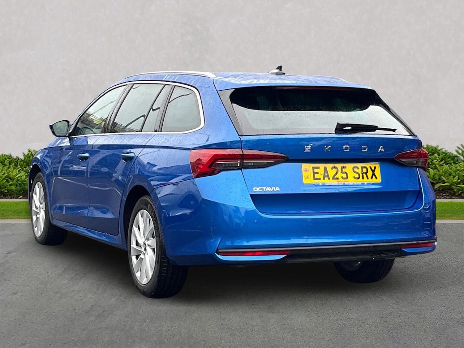 Used Skoda Octavia 2025 for sale - 76986960: Photo 2