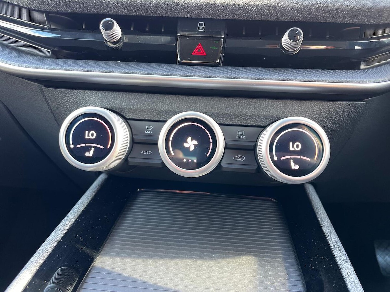 Used Skoda Superb 2024 for sale - 76212087: Photo 12