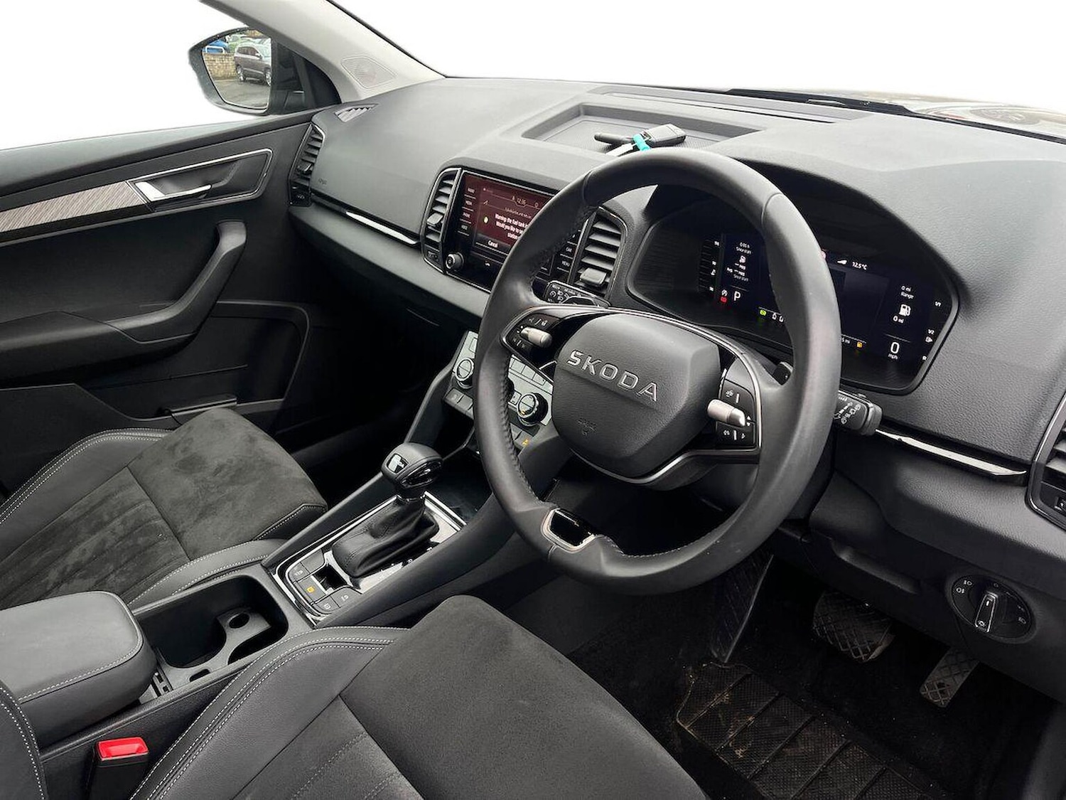 Used Skoda Karoq 2025 for sale - 76320674: Photo 16