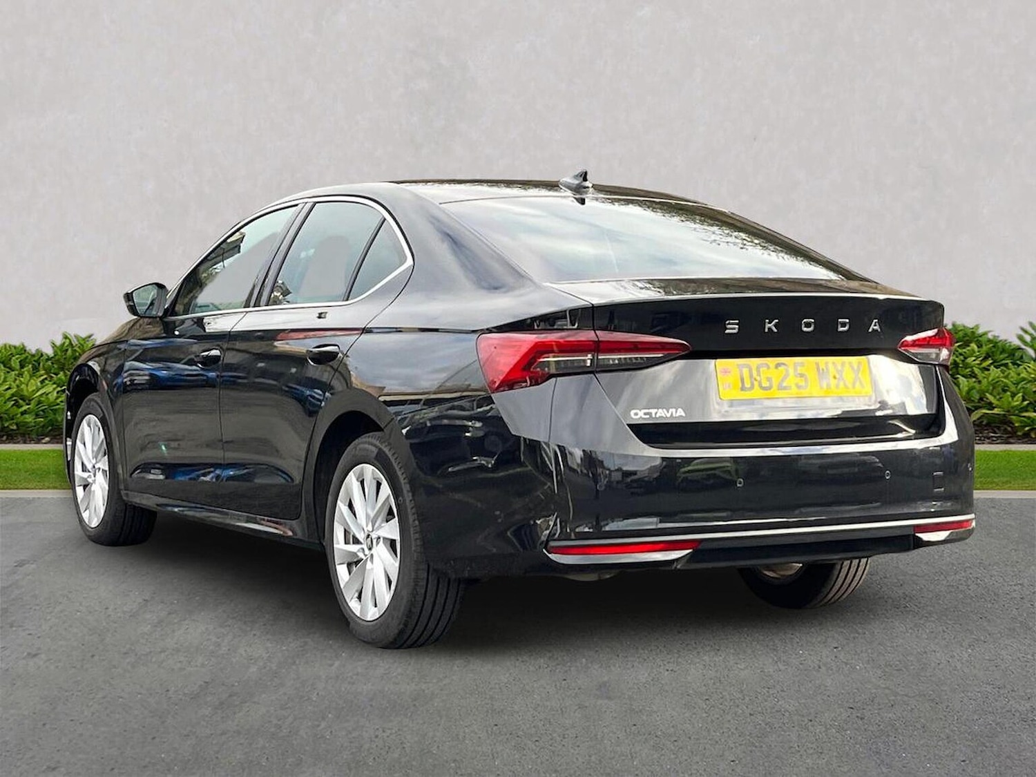 Used Skoda Octavia 2025 for sale - 78026136: Photo 2
