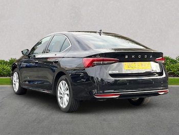 Used Skoda Octavia 2025 for sale - 78026136: Photo