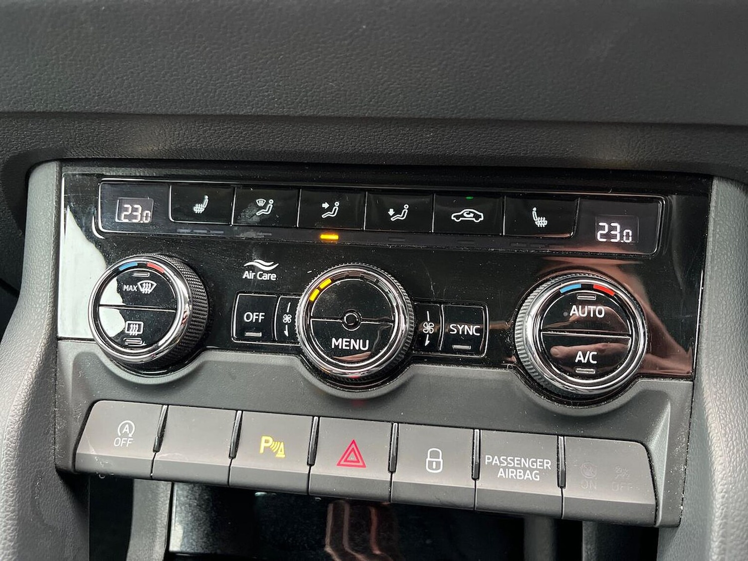 Used Skoda Karoq 2022 for sale - 76357994: Photo 12